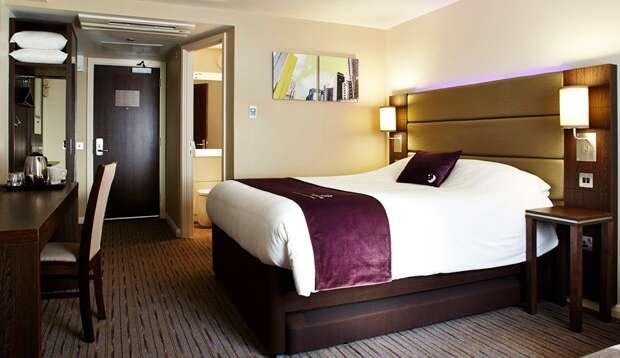 Premier Inn Leipzig City Hahnekamm Екстер'єр фото