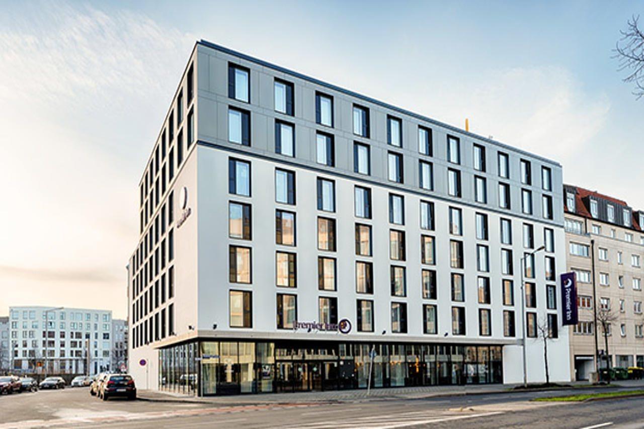 Premier Inn Leipzig City Hahnekamm Екстер'єр фото