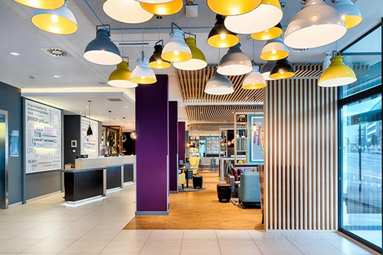 Premier Inn Leipzig City Hahnekamm Екстер'єр фото