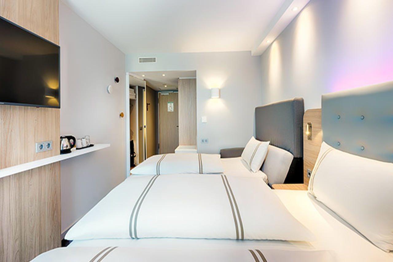 Premier Inn Leipzig City Hahnekamm Екстер'єр фото