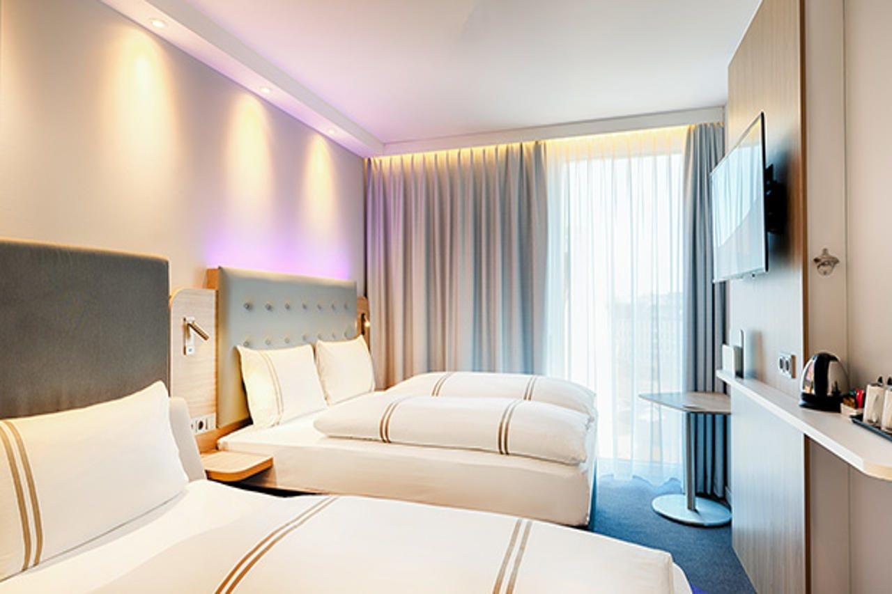 Premier Inn Leipzig City Hahnekamm Екстер'єр фото
