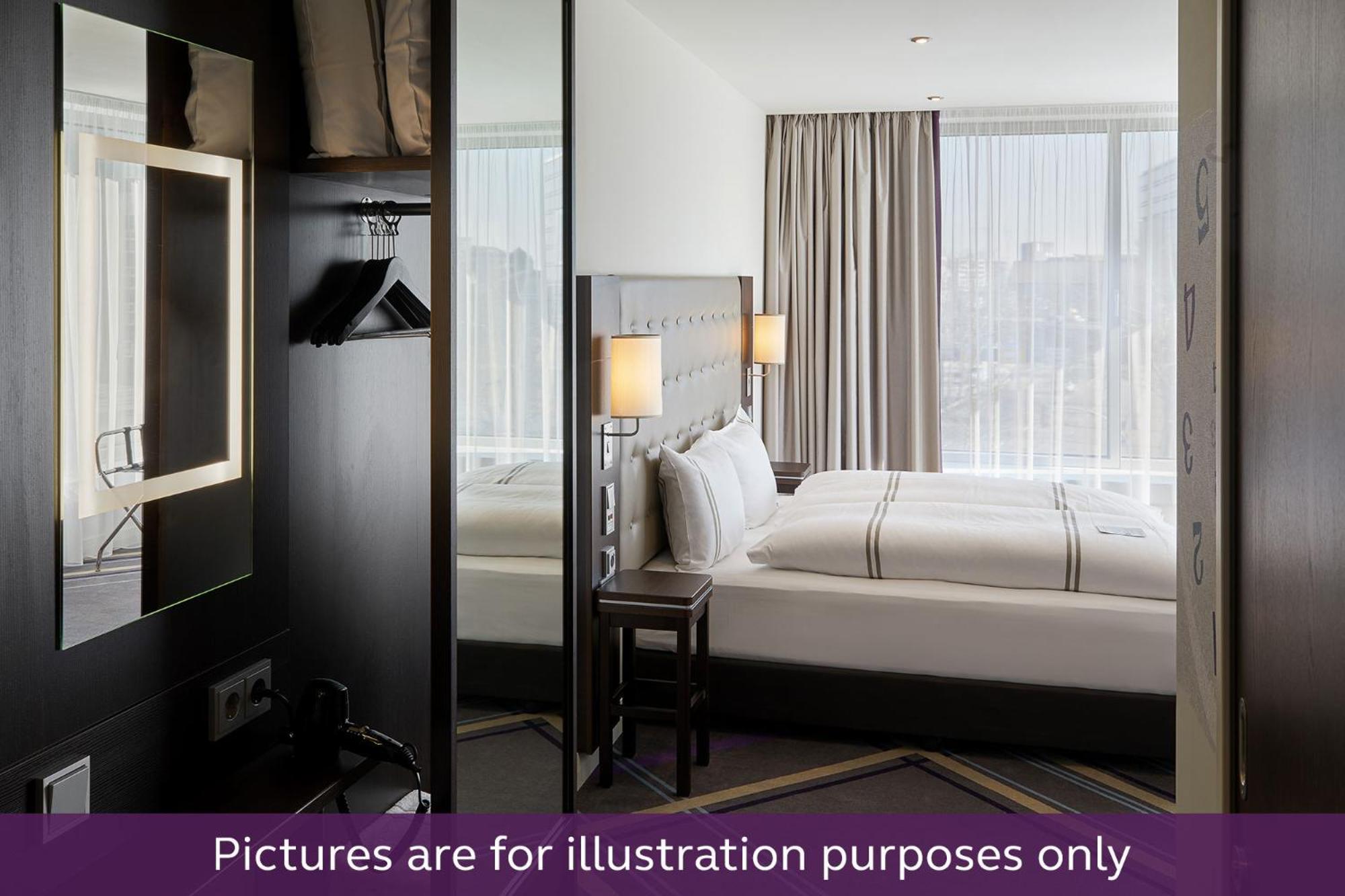 Premier Inn Leipzig City Hahnekamm Екстер'єр фото