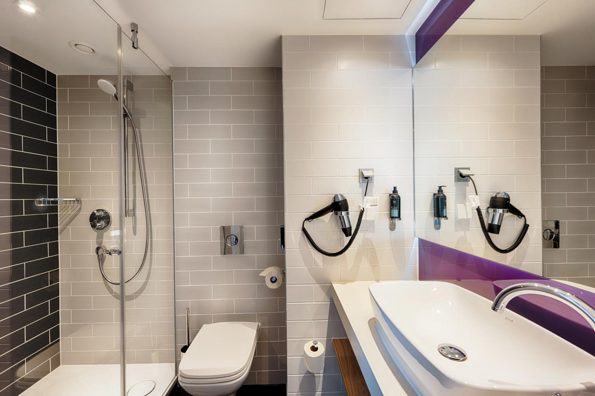 Premier Inn Leipzig City Hahnekamm Екстер'єр фото